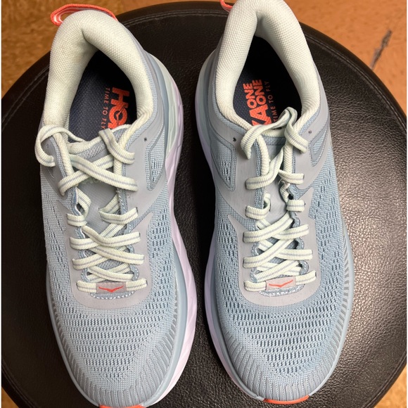 Brand New Hoka shoes! Never worn - Picture 1 of 4